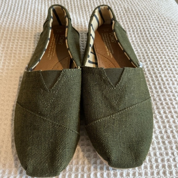TOMS Forest Green Alpargata Flats - Picture 1 of 7